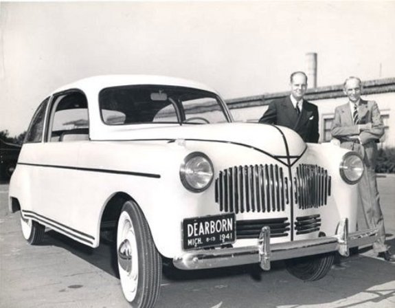 Henry Ford and hemp car