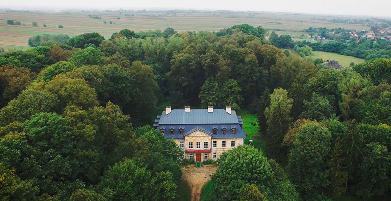 HempToday Center, The Palace at Naklo, Poland